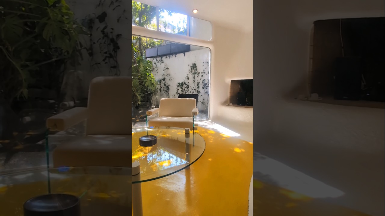 Incredible #1960s #timecapsule house in Mexico City, La P&iacute;ldora. #modernism #midcentury #cdmx #retro