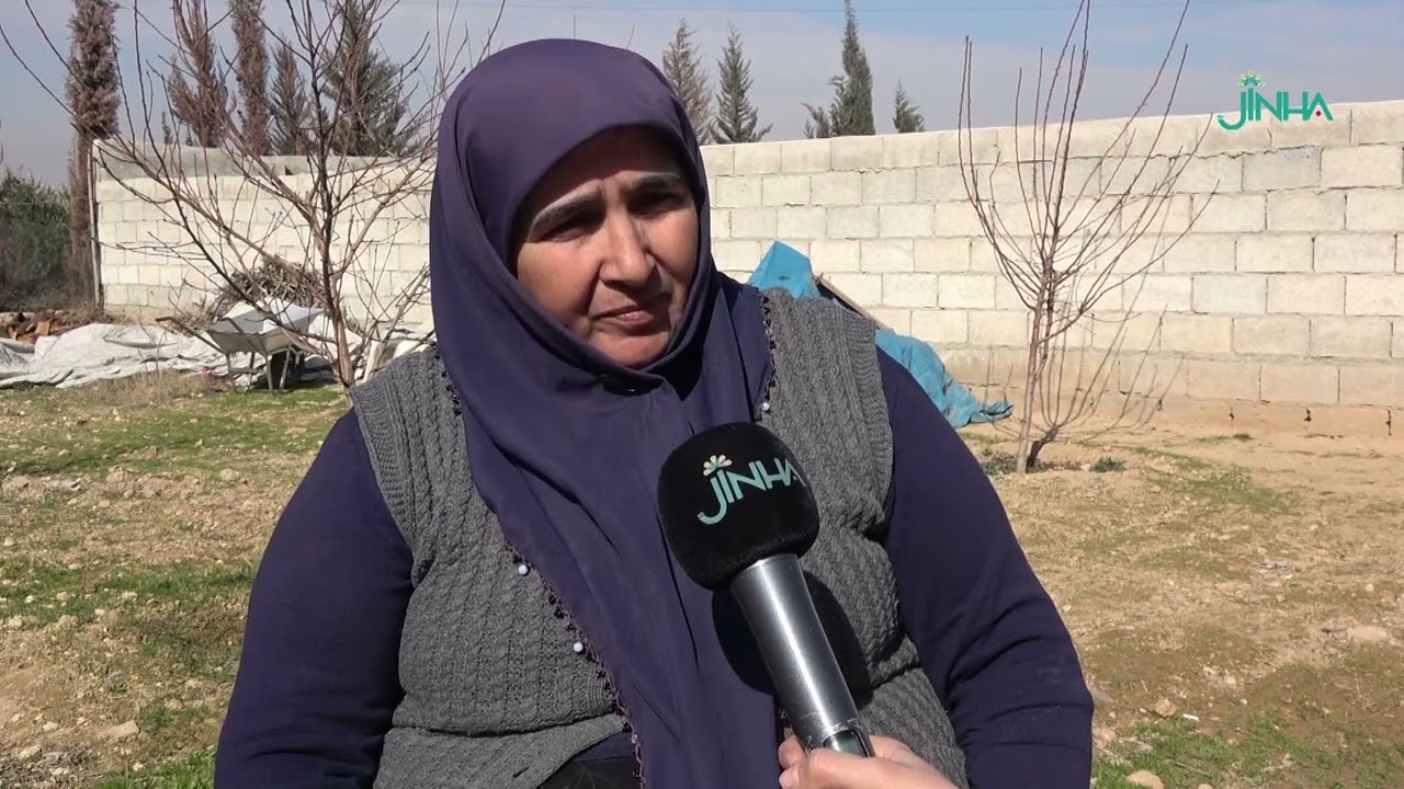 النساء يحيين لغتهنَّ الأم في قرية العسلية