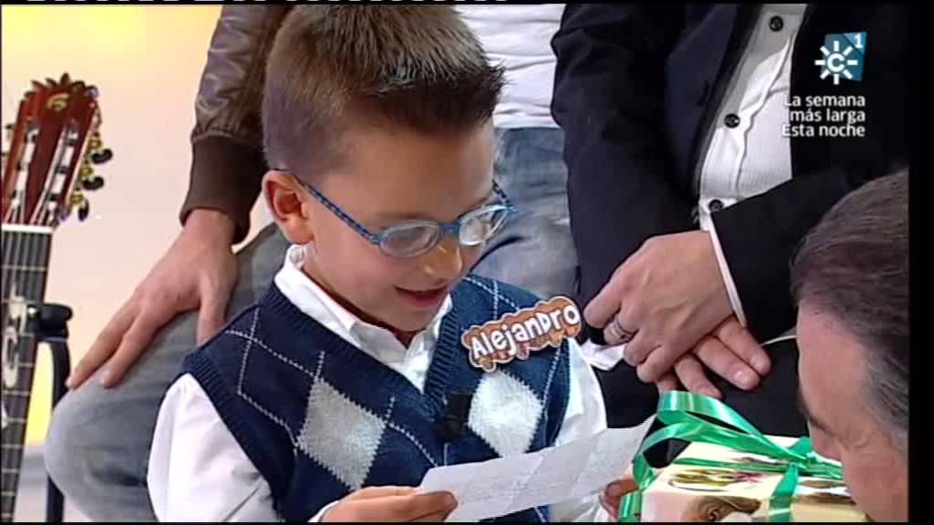 ALEJANDRO RECIBE UNA SORPRESA DE SU NOVIA EN MENUDA NOCHE