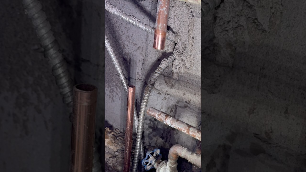 Soldering with the pasco quick sweat tool. #plumbing #plumber #tools #diy