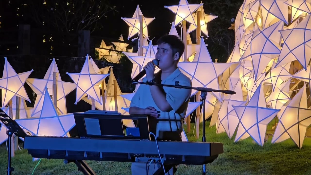 Maybe This Christmas - Michael Bublé x Sofronio Vasquez (live cover)