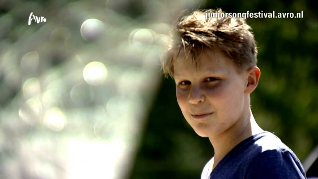 Junior Songfestival - Melle - Dromen officiele videoclip (2012)