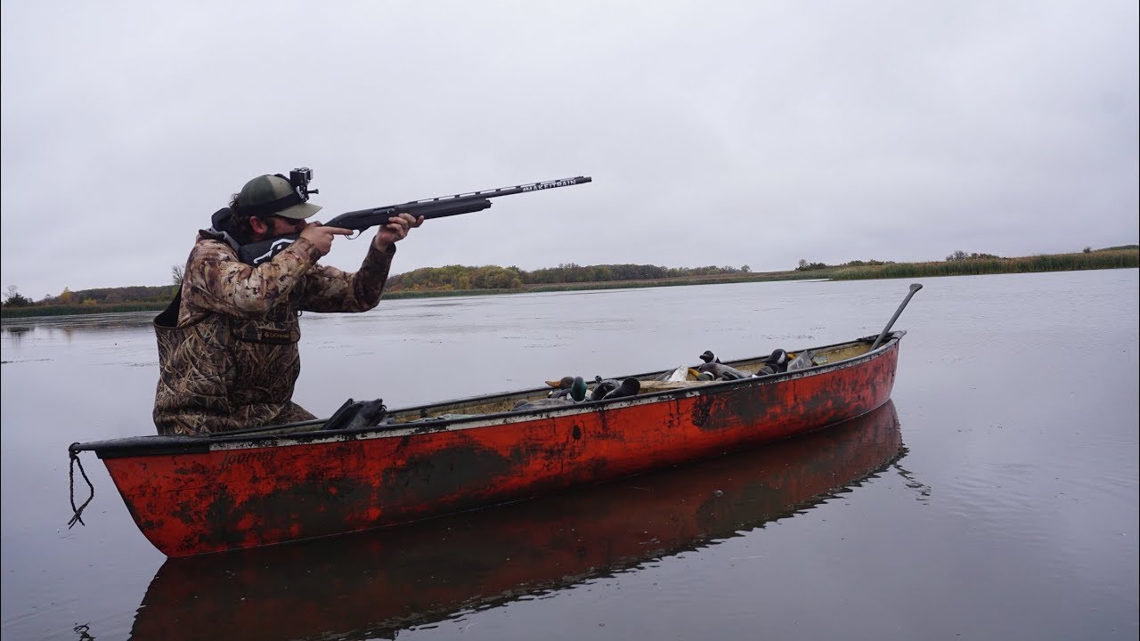 Это каноэ спасло нас.. Публичная охота на уток в ГЛУБОКОЙ ГРЯЗИ!!