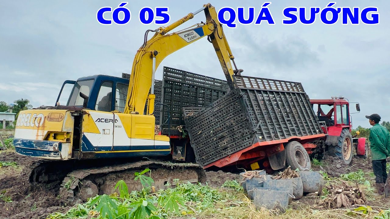 Xe cuốc 05 hỗ trợ máy cày mắc lầy