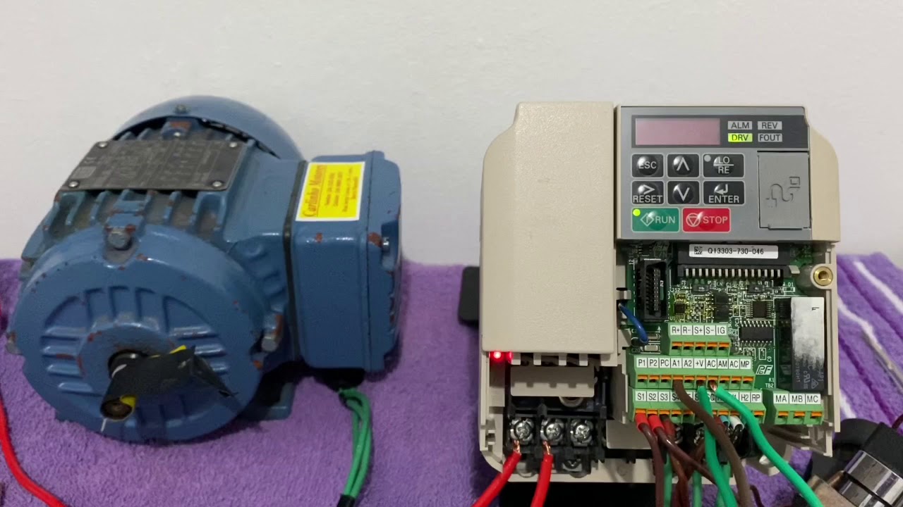INVERSOR DE FREQUÊNCIA YASKAWA V1000