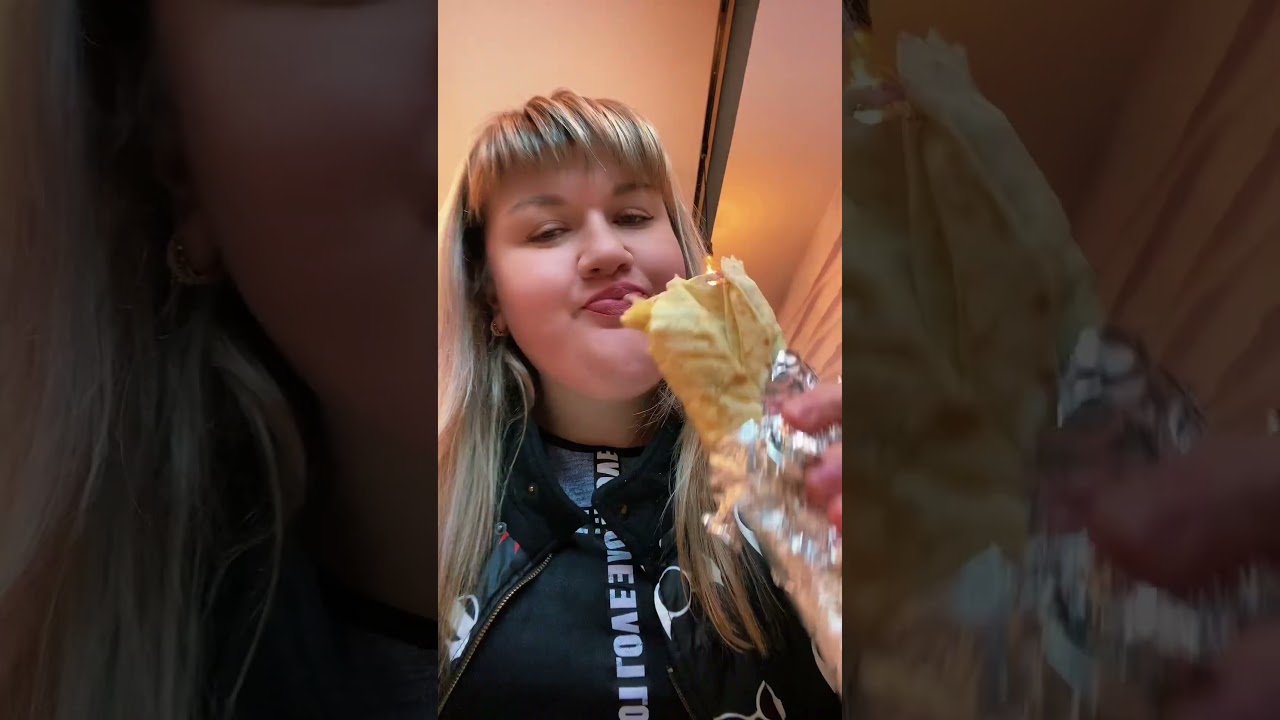 Очень большой, как я люблю!!😂😋😎 #еданакамеру #спасибозаподдержку ❤️🥰м#mukbang