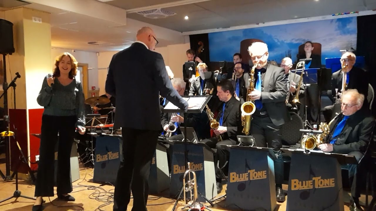 Blue Tone Big Band - Angel eyes
