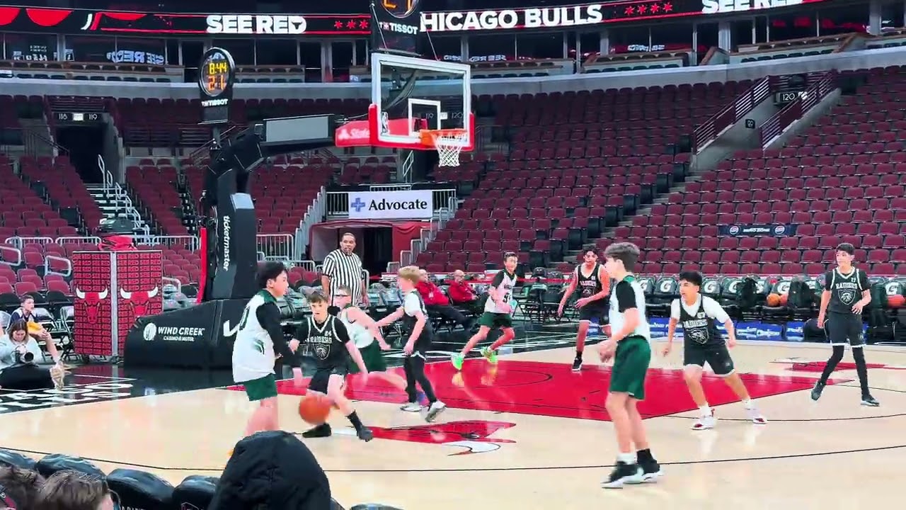 Hawks Raiders - UNITED CENTER