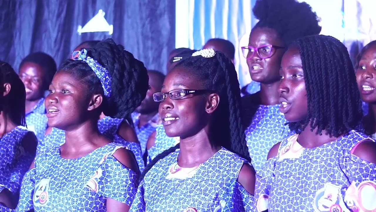 Splendid Performance of Showers of Blessings By GNAAS UEW Choir