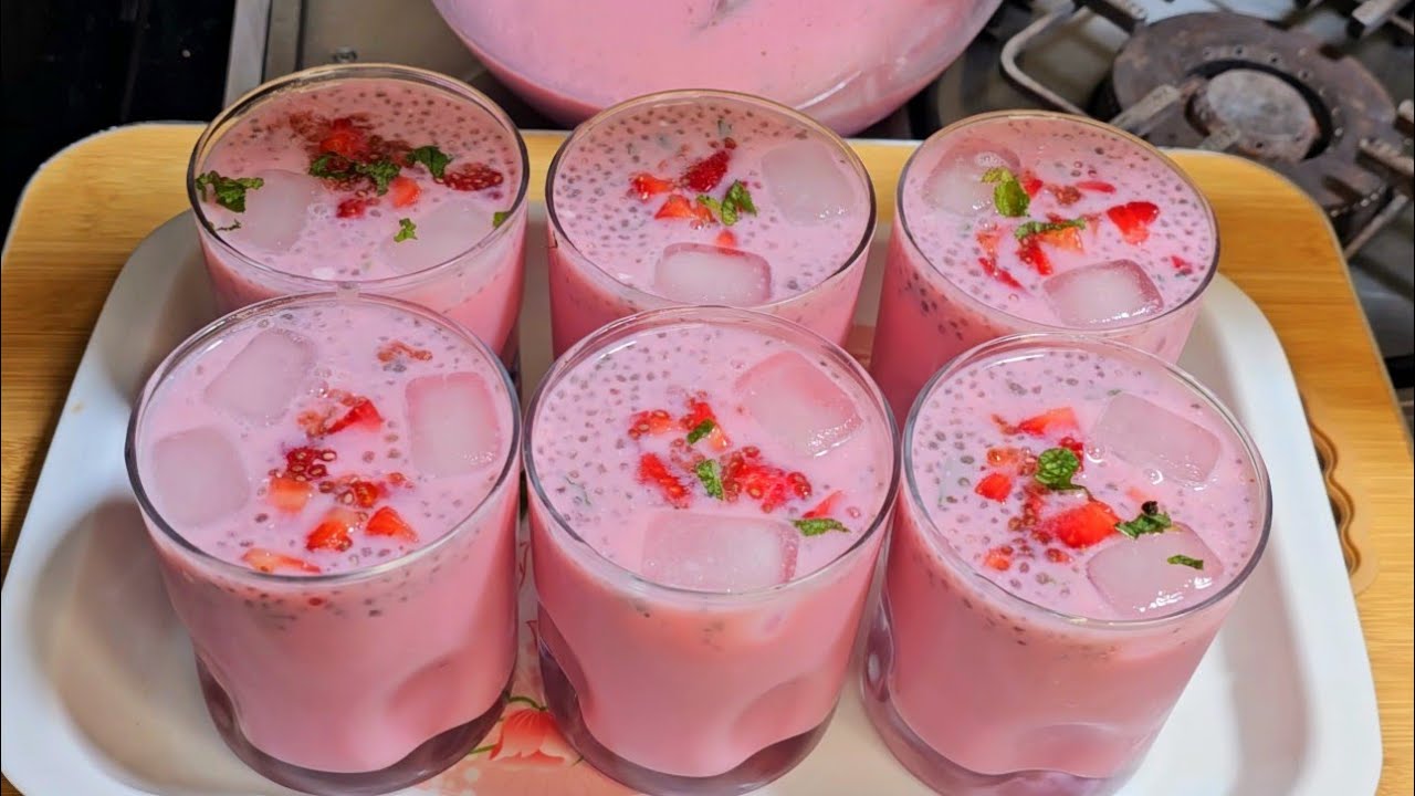 Strawberry Milkshake New Recipe / Ramadan Special Drink #recipe