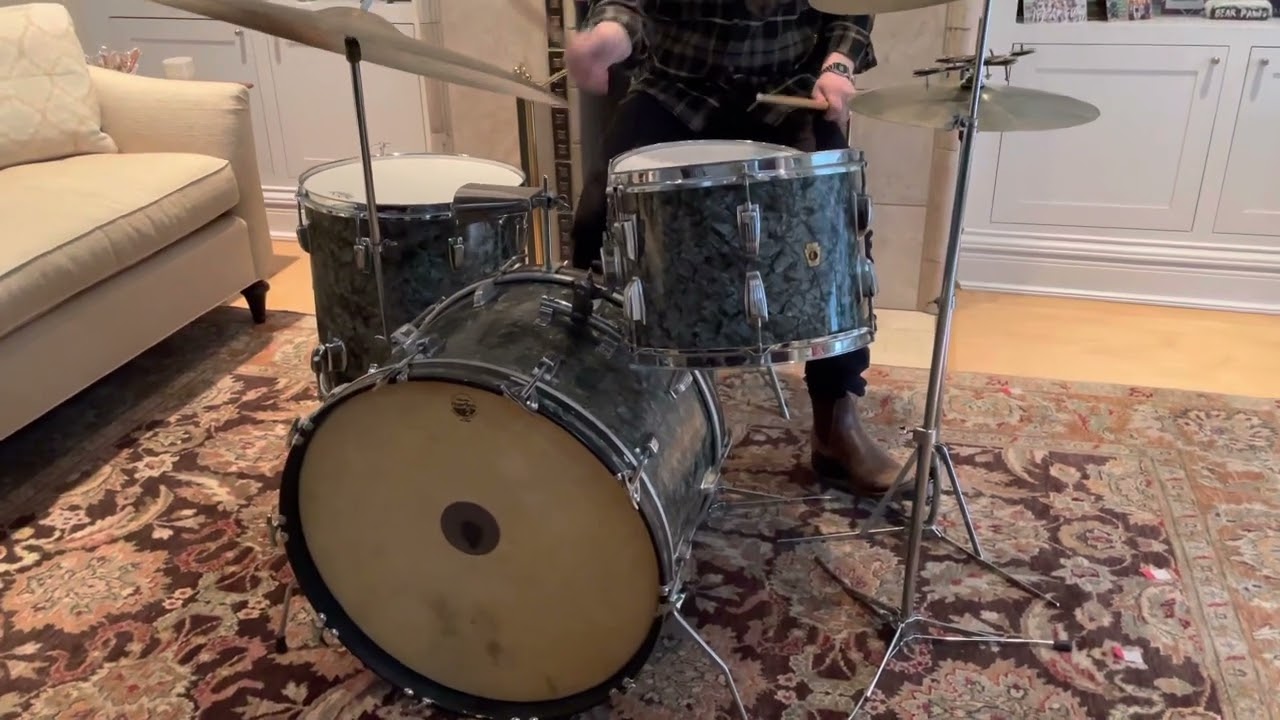Vintage 1964 Ludwig Super Classic