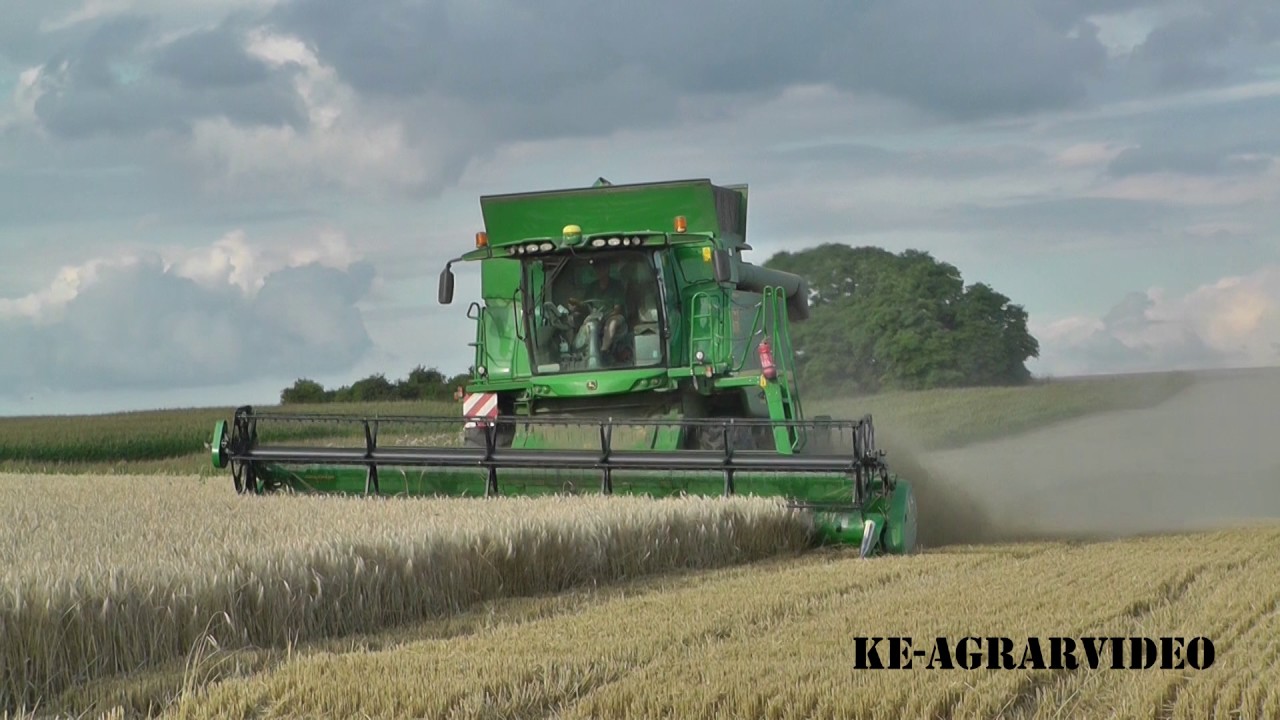 John Deere T660 HillMaster beim Gerste dreschen! [HD]