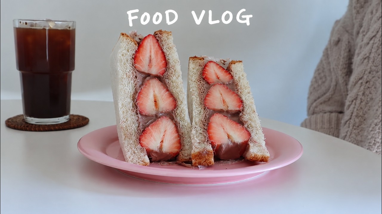 eng) 새해 다이어트를 결심하셨나요? 살 빠지면서 맛있는 식단 5가지 알려드려요🍓🥪/-10kg 감량/다이어트브이로그/딸기초콜릿샌드위치/양배추피자/두부유부초밥/그린스무디