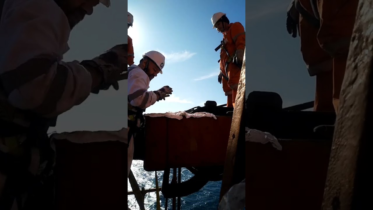 removing sheave from from the ship's crane