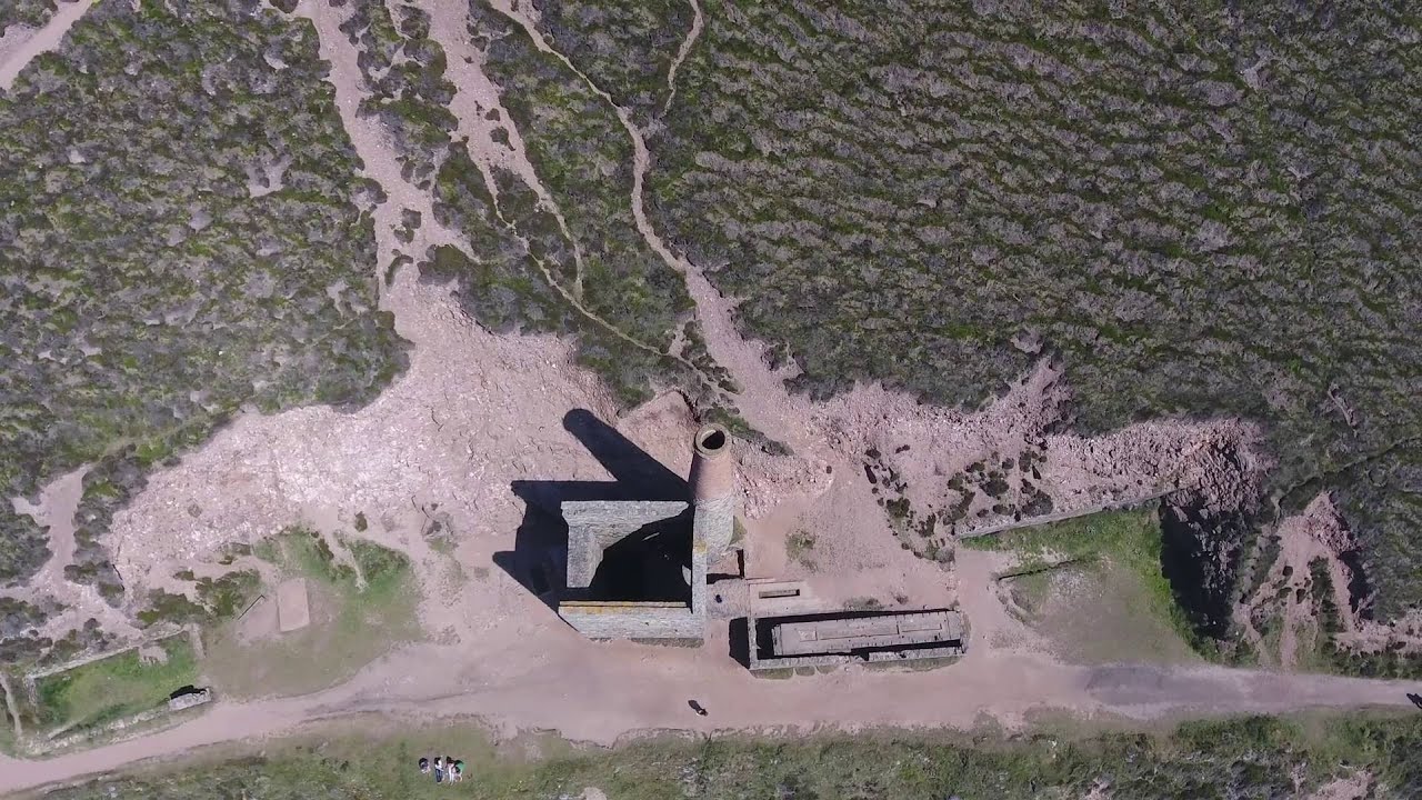 Wheal Coates and Trevaunance Cove in 4K