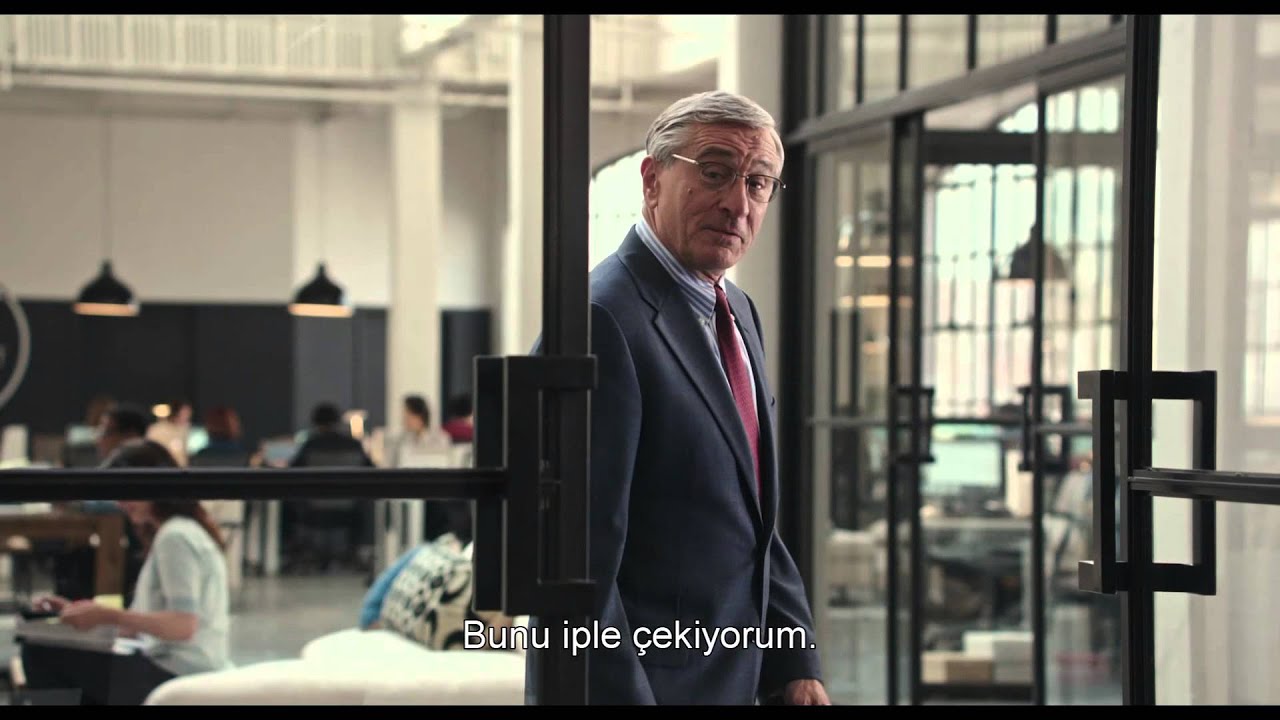 Intern/ Stajyer Filminin Türkçe Altyazılı Yeni Fragmanı