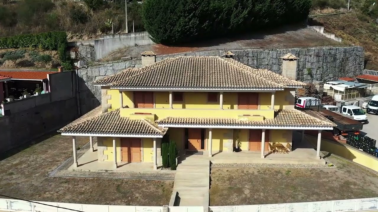 Moradia T4 em Loivos da RIbeira e Tresouras, Baião
