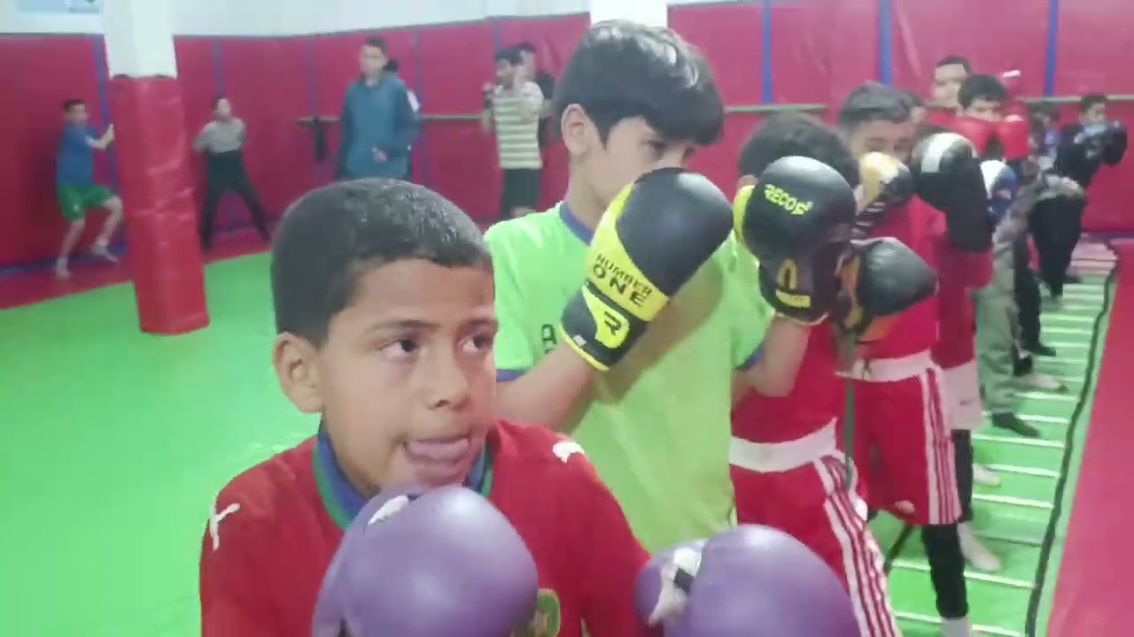 حصة خاصة تحريك الملاكم إلى الأمام و الوراء