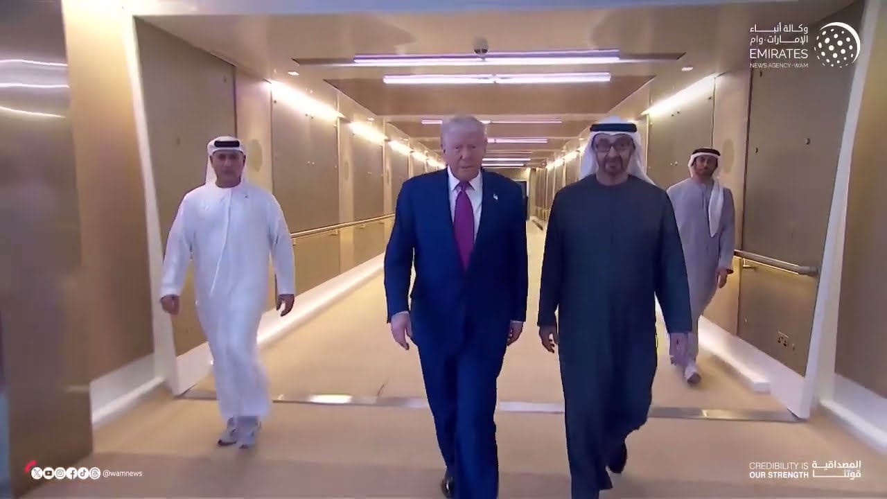 SchoolsCompared.com presents.. US President Donald Trump Greeted by Children on his Visit to the UAE