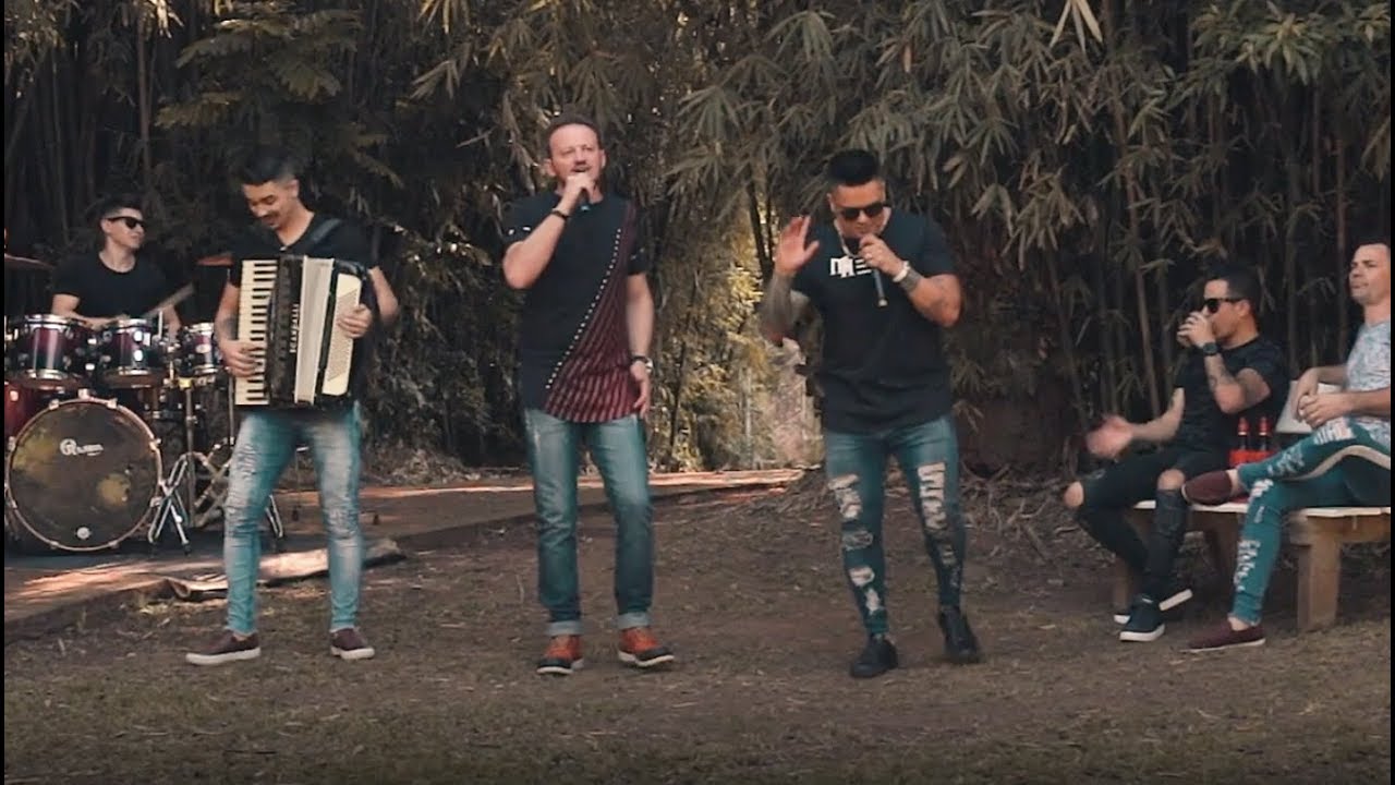 Banda Rainha Musical - Solid&atilde;o com cerveja
