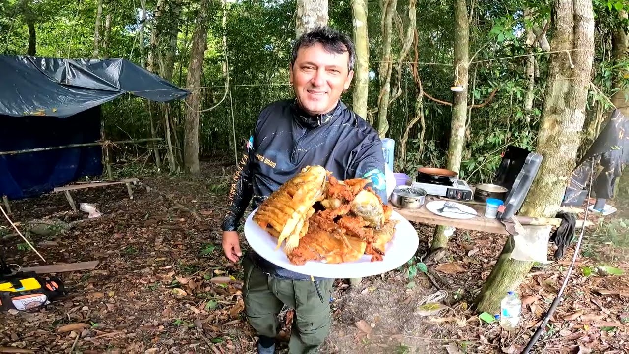 ACHEI O NINHO DO PIAU, ACAMPAMENTO NA FLORESTA AMAZ&Ocirc;NICA 