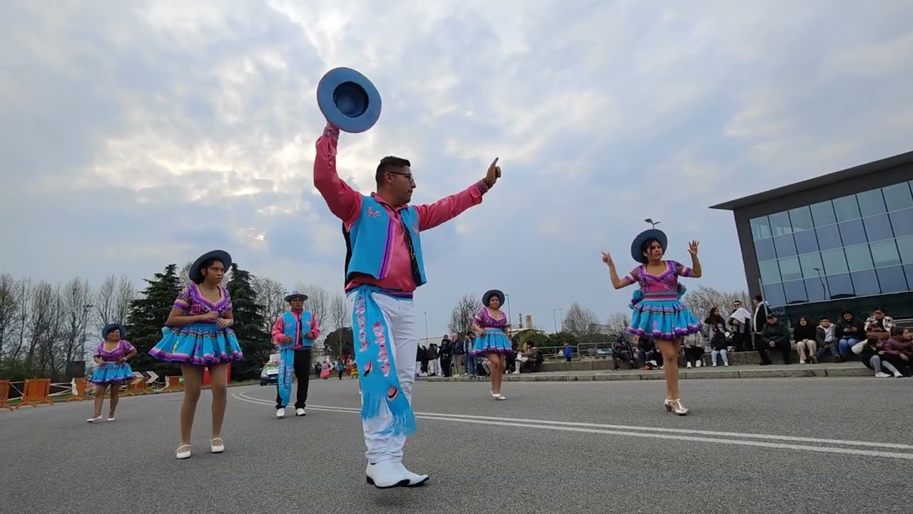 Salay Pasión Bolivia  en el Carnaval Boliviano en Bérgamo-Italia 