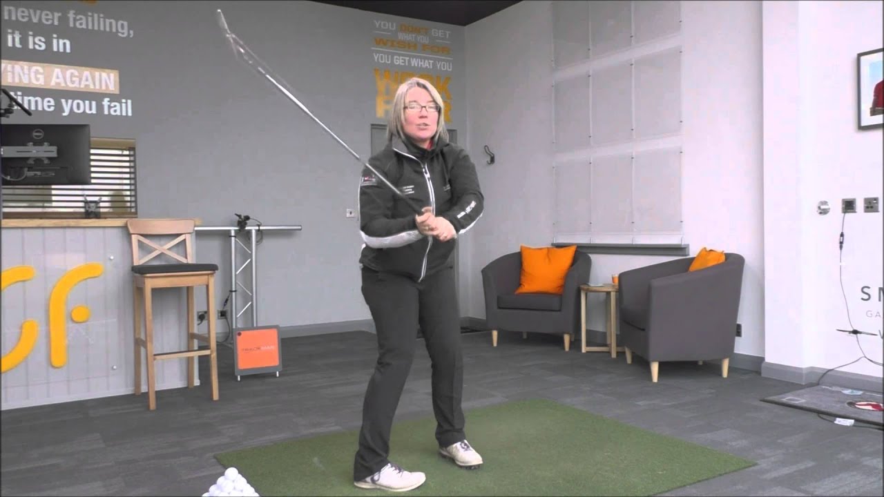 How to keep your arms and body more connected during your golf swing