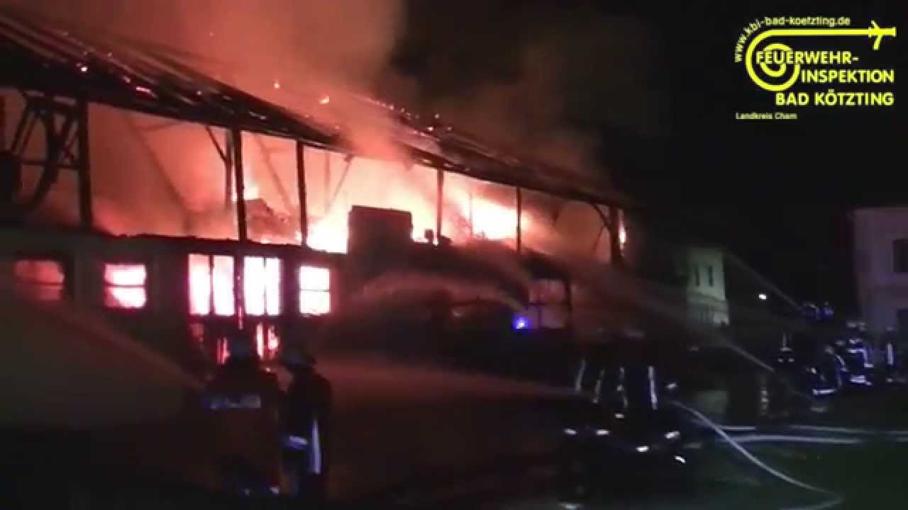 Großbrand in einem holzverarbeitenden Betrieb in Eschlkam am 5. August 2015