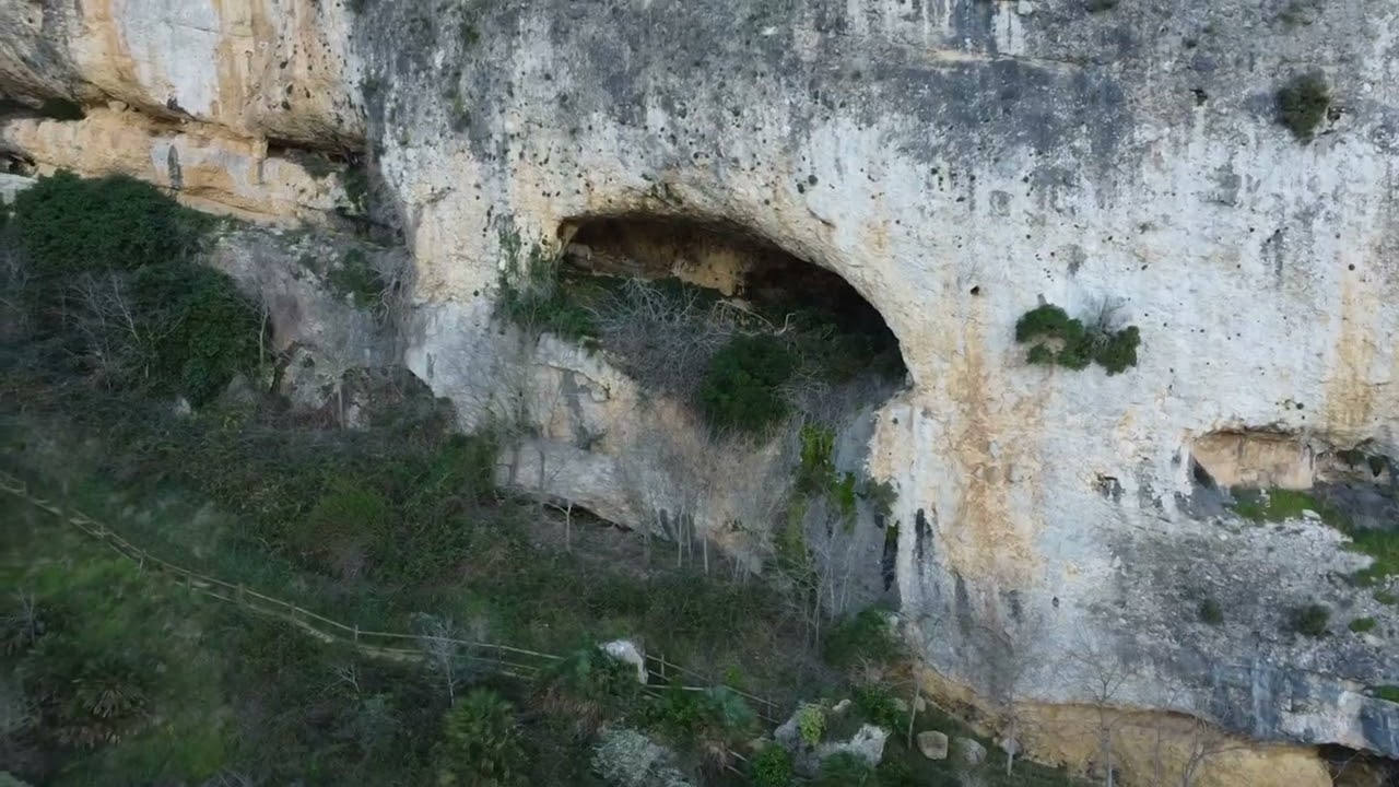 Cuevas de Vinroma 4K
