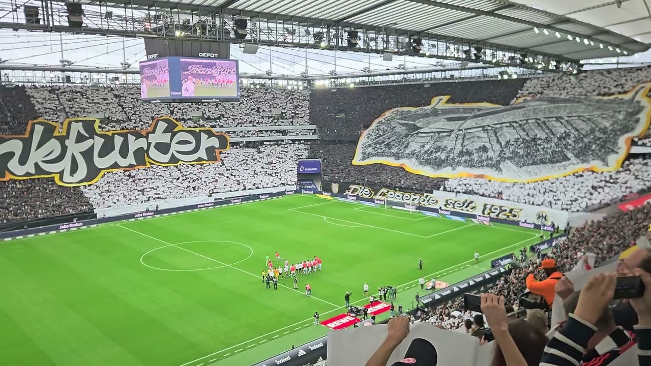Eintracht Frankfurt vs Union Berlin (3-4) (21-09-2025) Choreo Im Wald da spielt die Eintracht 🦅
