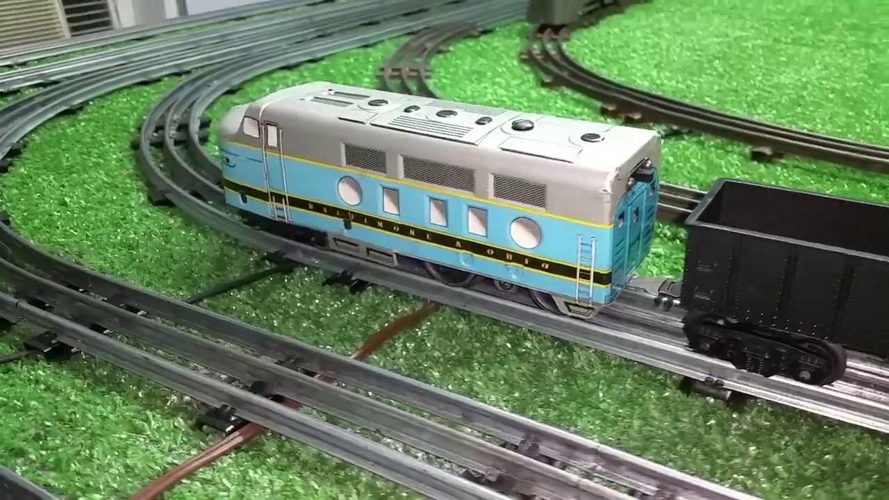 MARX B&O 62 DIESEL / PULLING 20 LIONEL CARS / VINYL TRACTION TIRES