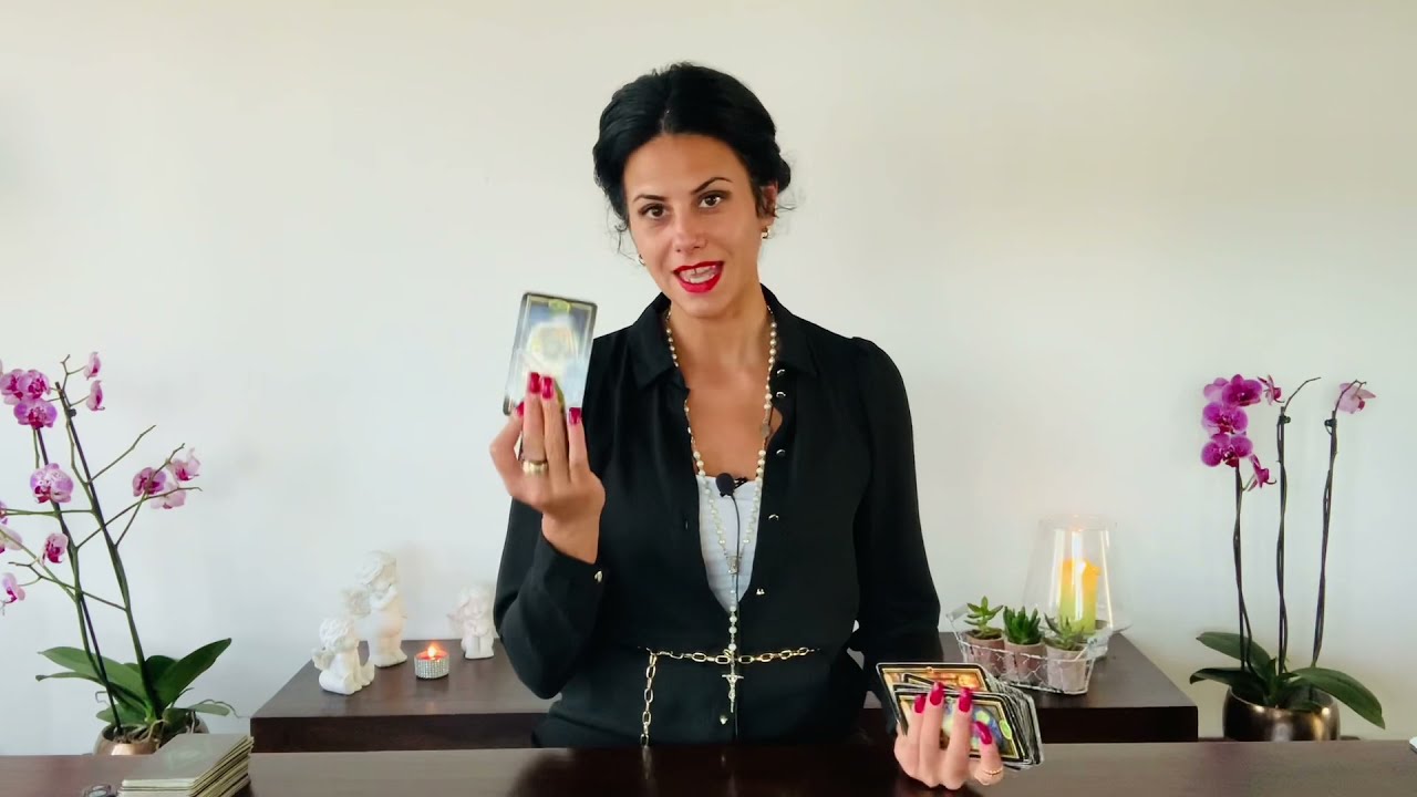 LEO 🌺 SOMEONE IS REALLY REALLY READY LEO! Single Reading September 2021