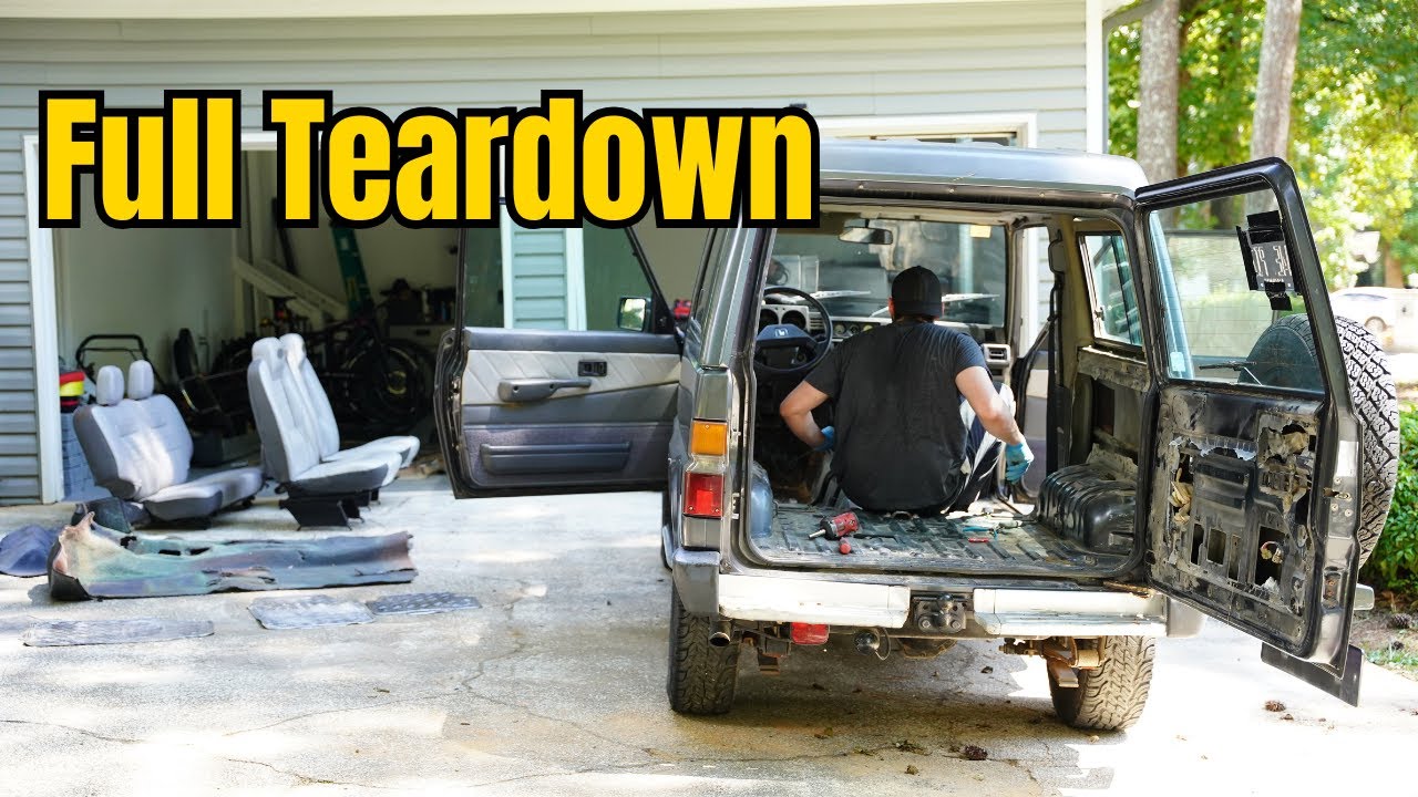 Disassembling the Interior of This Rare BMW-Powered 4x4 (Bertone Freeclimber) | EP3