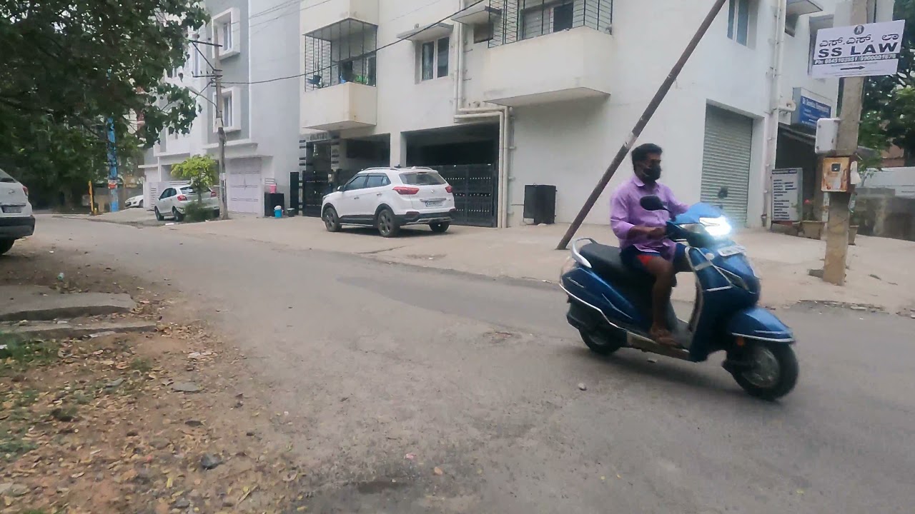 Sunday Morning Cycling at HSR Layout | Featuring Unicorn Street, Dogs, and a Meditating Lady