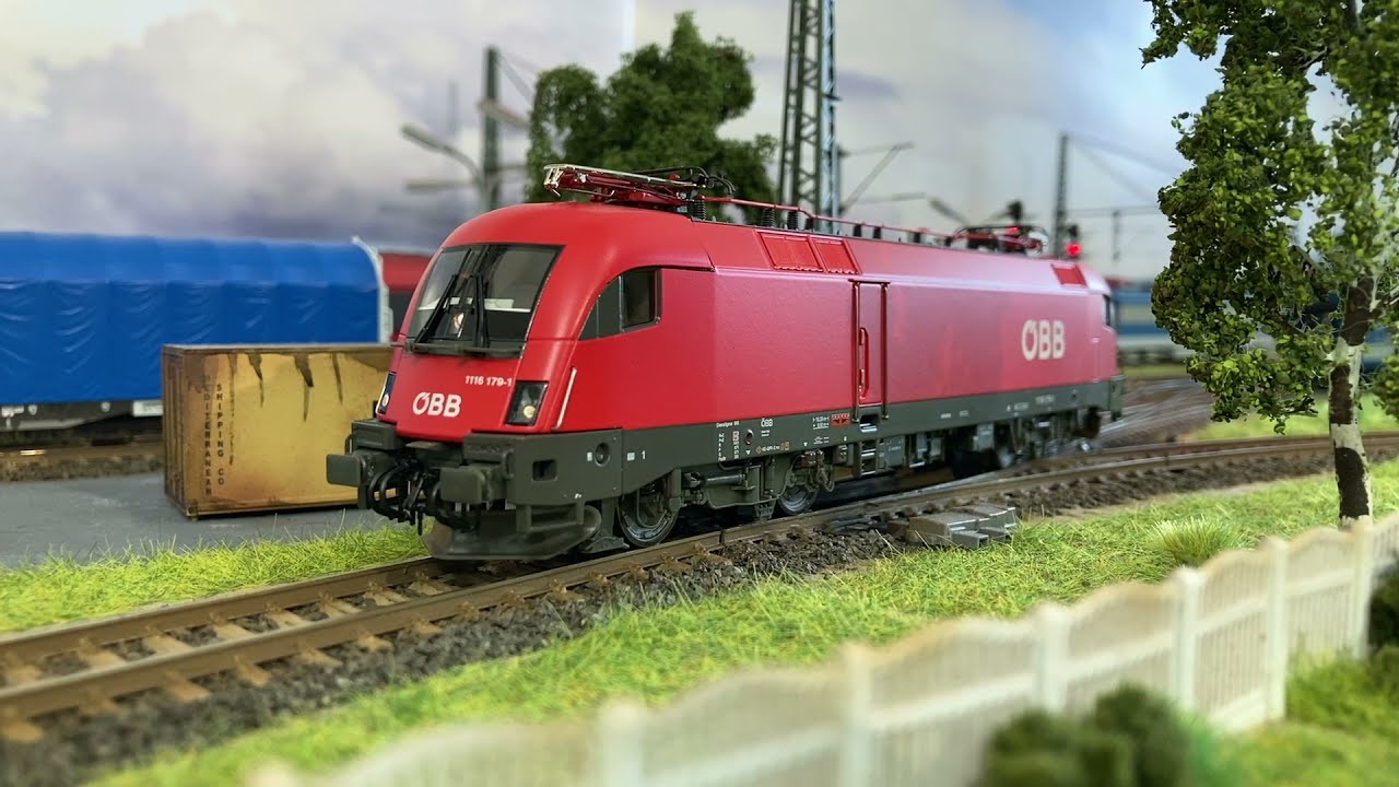 Modellbemutató: Roco ÖBB 1116 