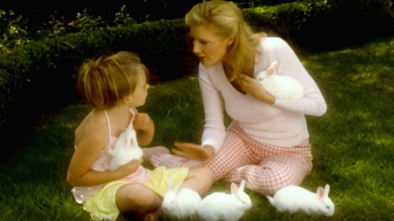 Sandra Lee - Bunny Hotcakes with Honey Butter Cream