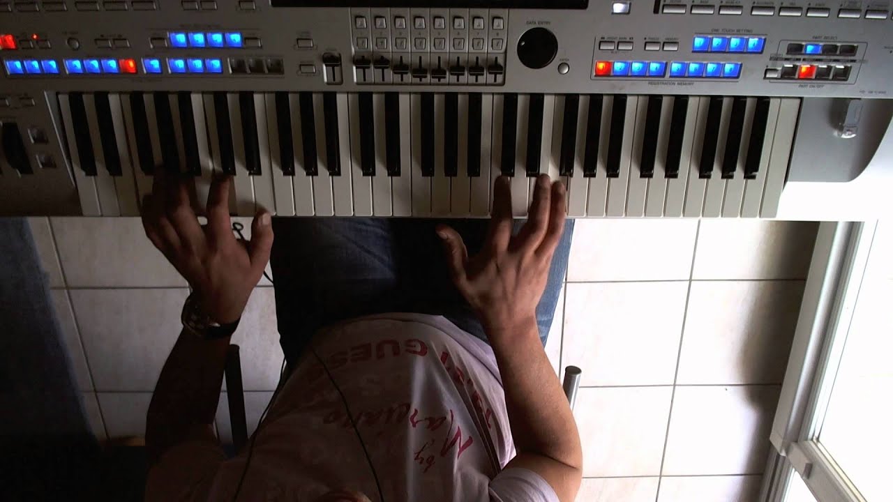 TYROS 4 - YIRUMA - RIVER FLOWS IN YOU (TWILIGHT)