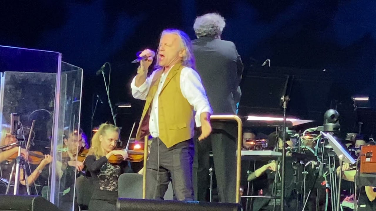 Bruce Dickinson Live Orchestra 2021 When a Blind Man Cries