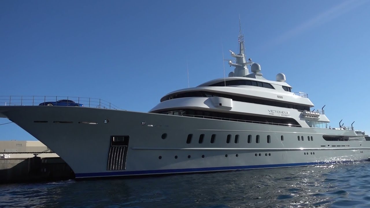 Motor Yacht VICTORIOUS (video #1)