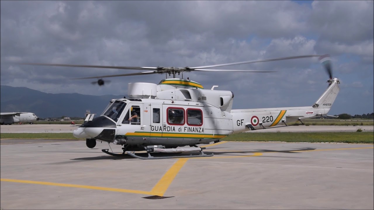 In volo con la Sezione Aerea della Guardia di Finanza di Pisa