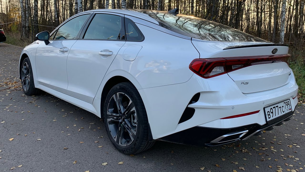 Взял Kia K5 трассой испытать - обороты хороши, что лучше?
