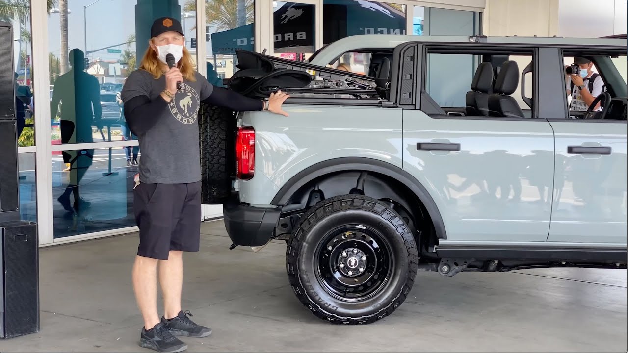 Ford BRONCO Black Diamond full walk around