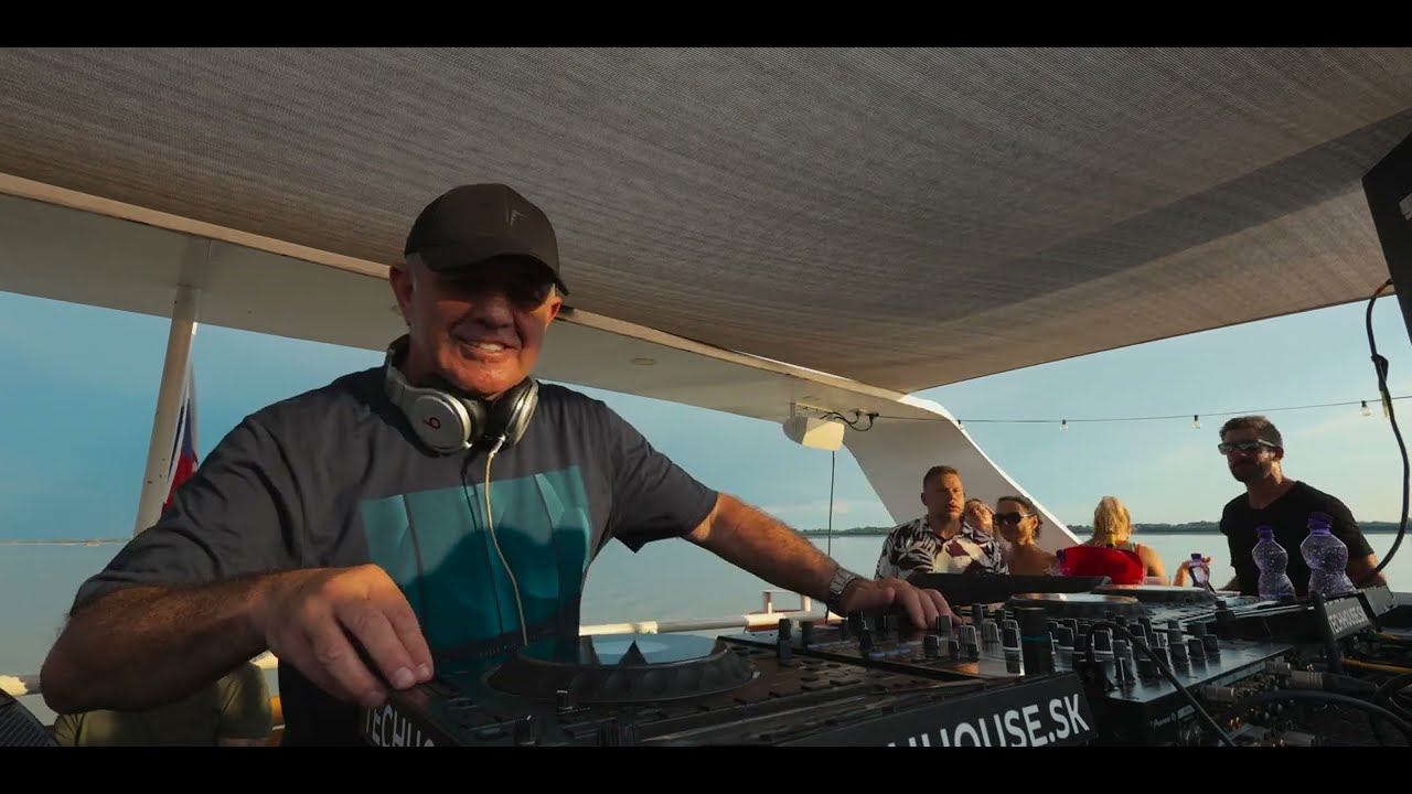 Mustee live MyBeat Summer Cruises, MyBeat Classics, House Music