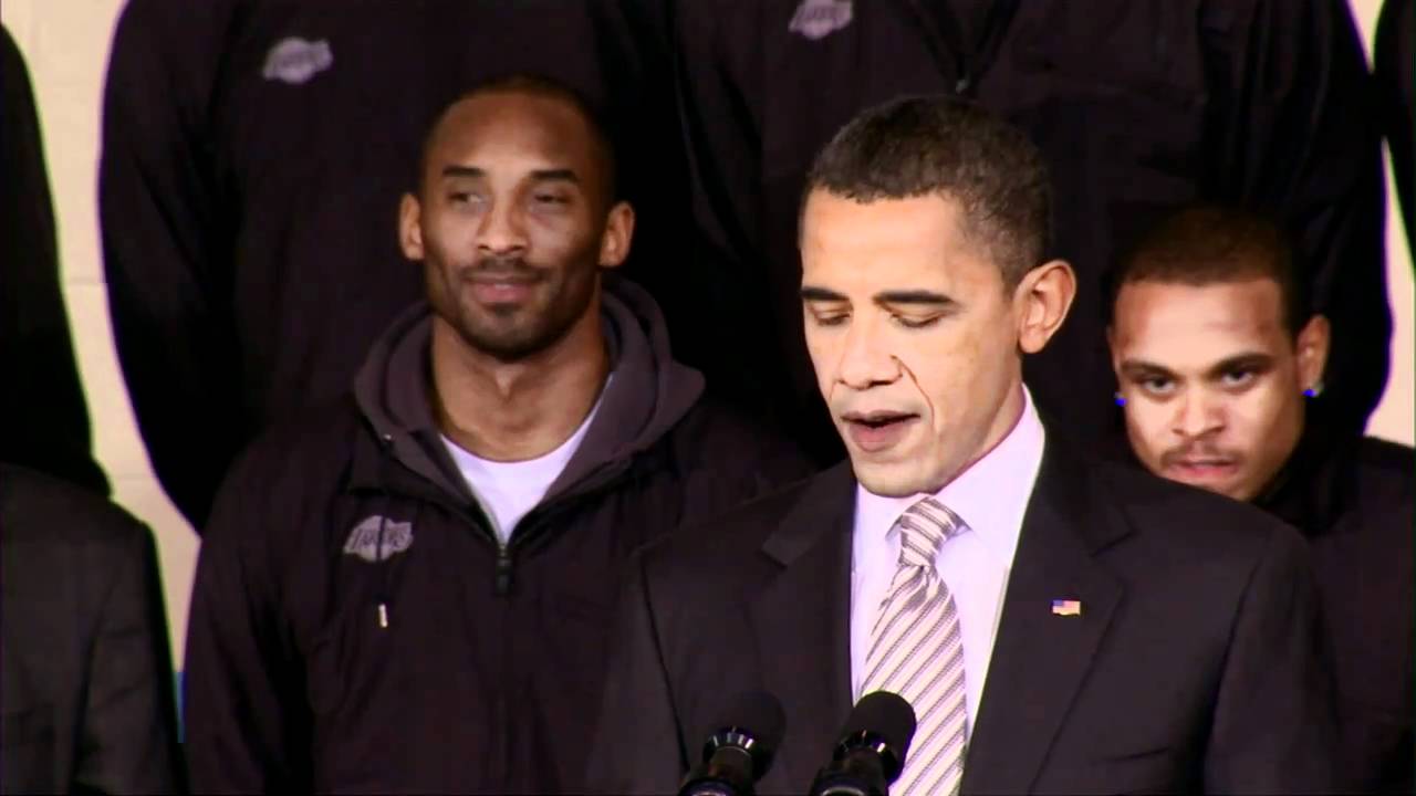 President Obama Greets the Lakers