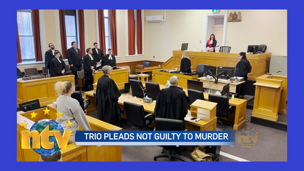 Трое обвиняемых не признали себя виновными в убийстве первой степени по делу о смерти Бэя Робертса