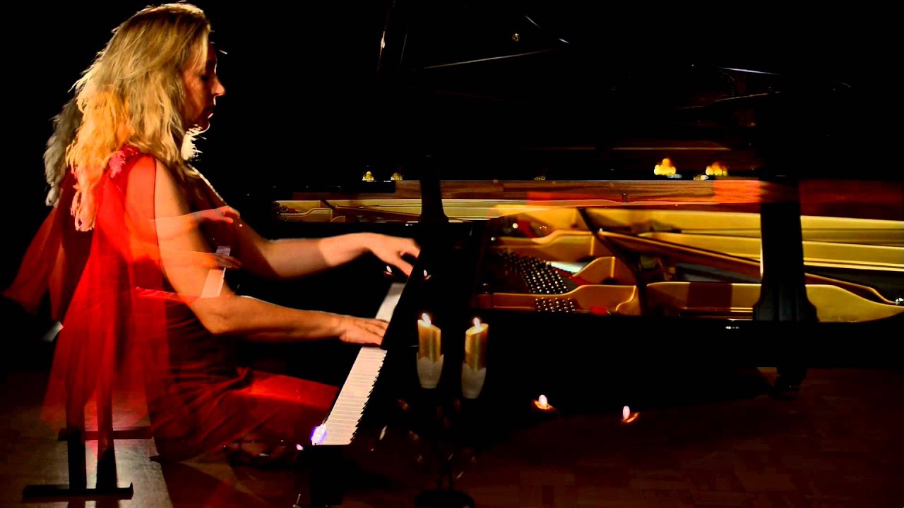F. Liszt: Liebestraum - Piano: Aniko Drabon - Bechstein D versus Steinway D