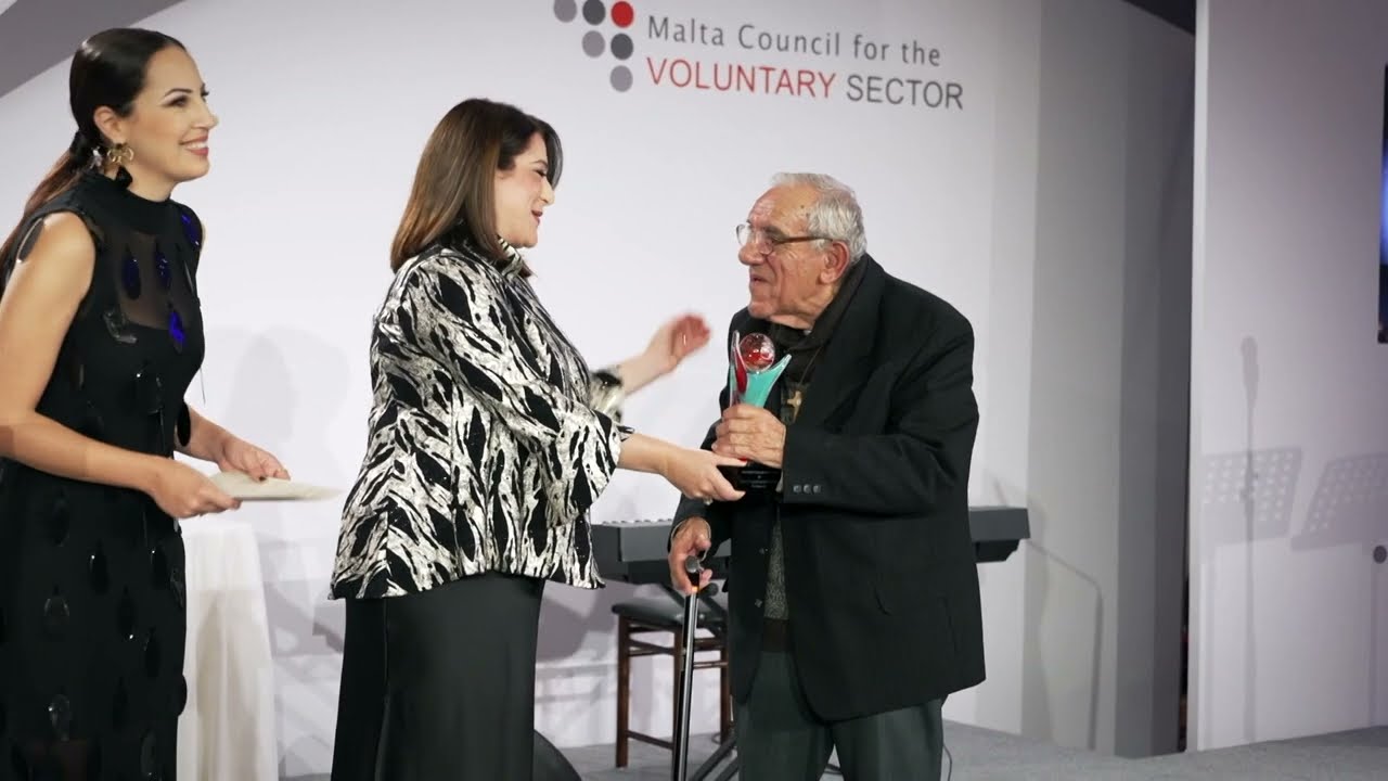 PATRI DIJONISJU MINTOFF PPREMJAT GĦALL-ĦIDMA VOLONTARJA TIEGĦU