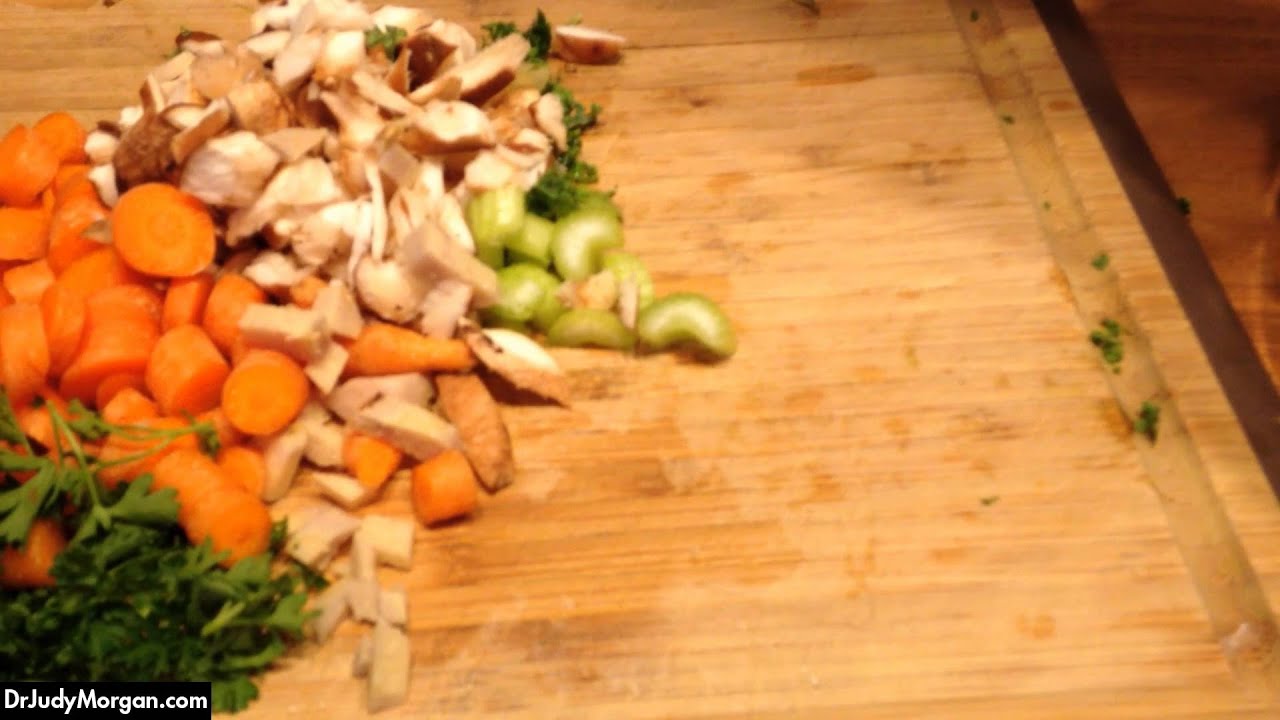 How to make Bone Broth for your pets