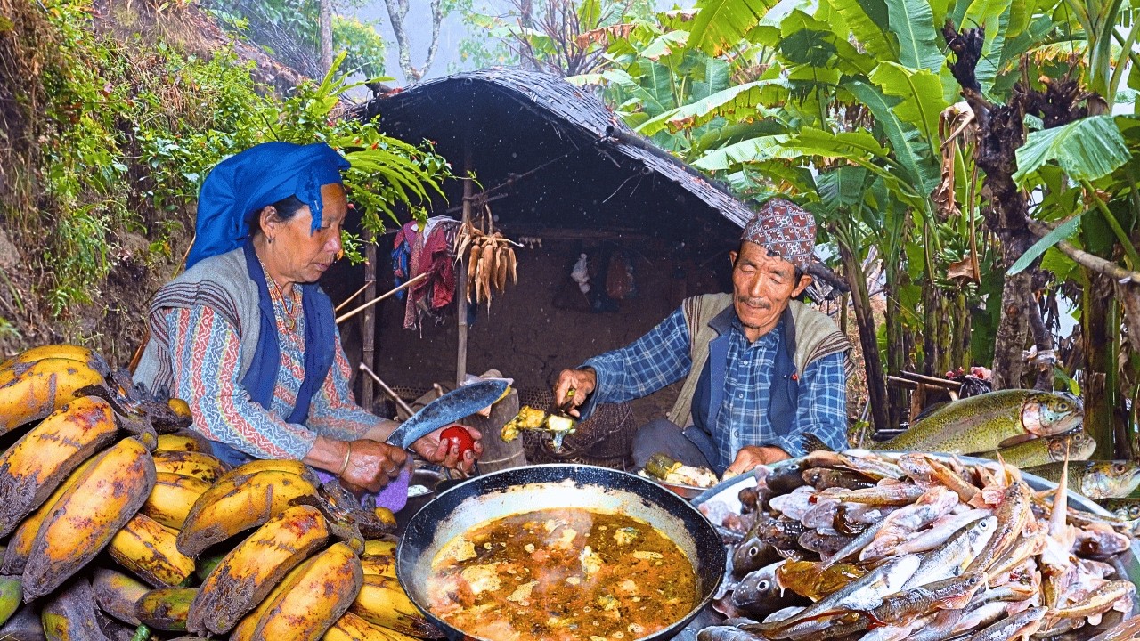 Rainy day Village Life | Fresh Fish Curry Cooking & eating fresh banana @TheRuralLifeNepal