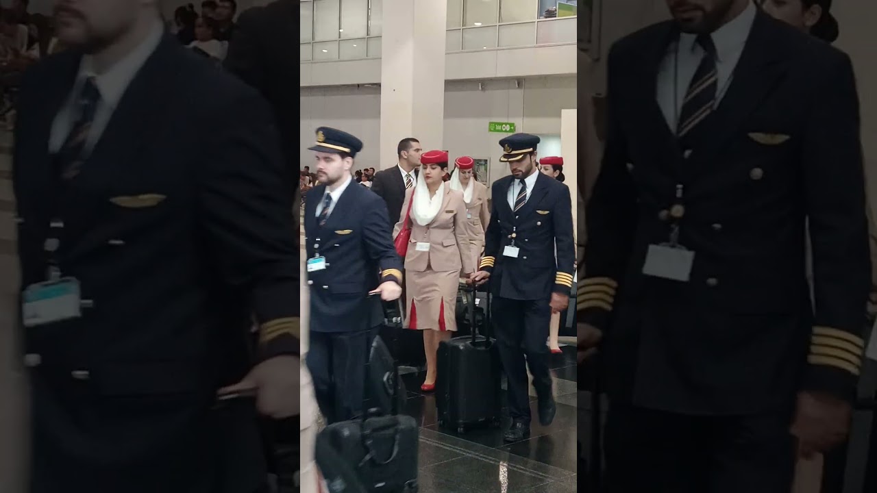 PILOT /crew of EMIRATES AIRLINES #pilot #cabincrew #emiratesairlines #youtubeshorts @GatchieJr33